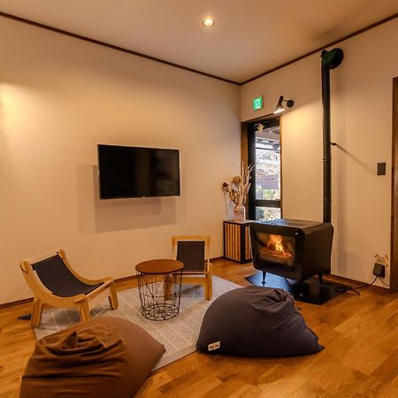 Guesthouse Nedoko Nakatsugawa Buitenkant foto